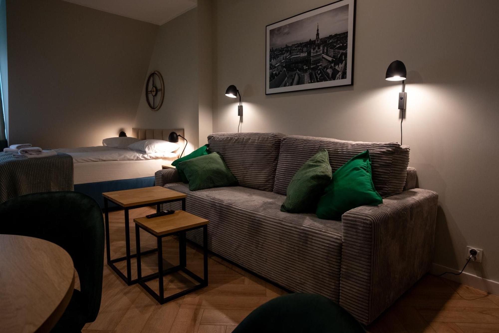 Apartamenty Drevny Kocur Poznan Bagian luar foto