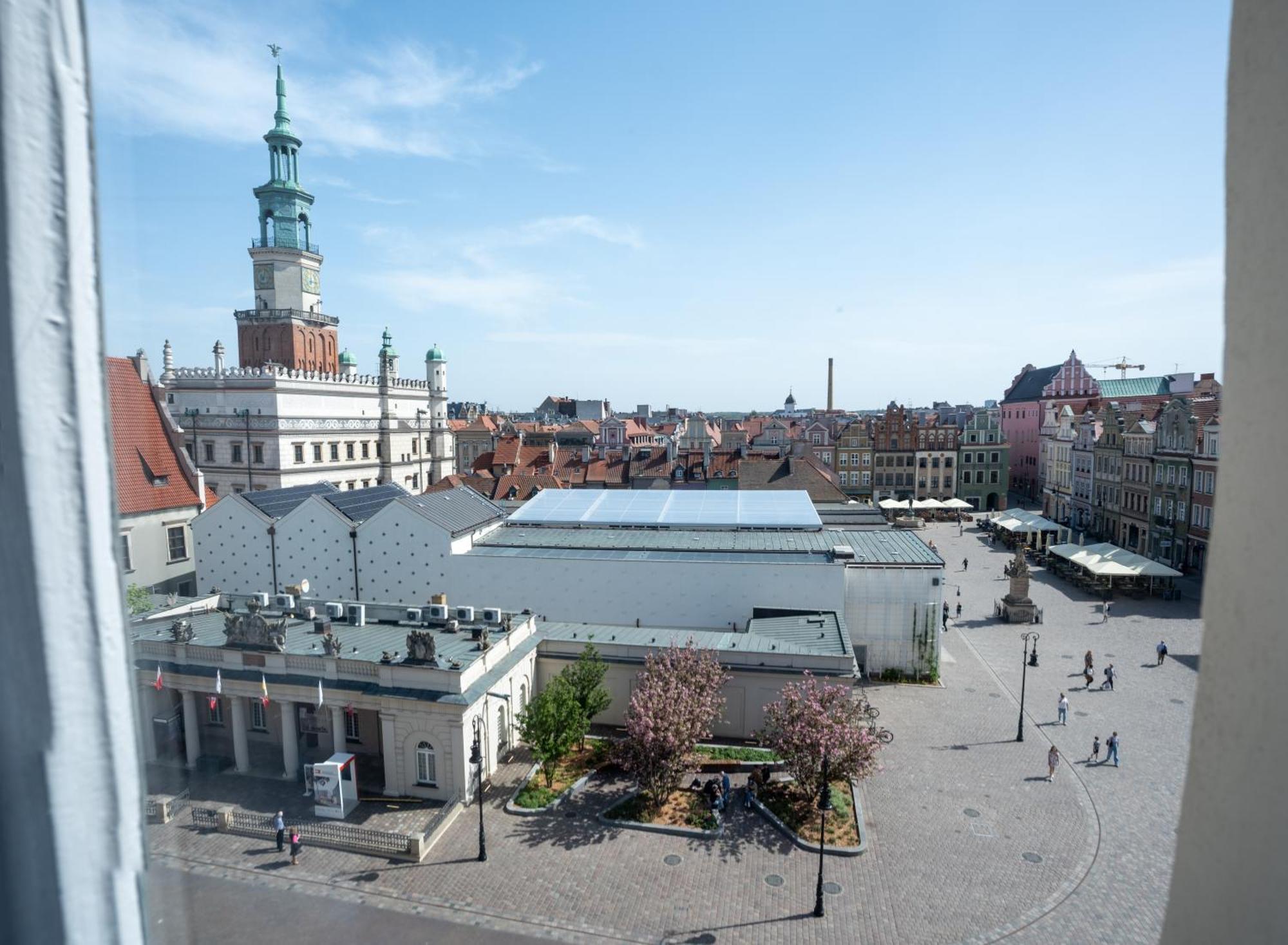 Apartamenty Drevny Kocur Poznan Bagian luar foto