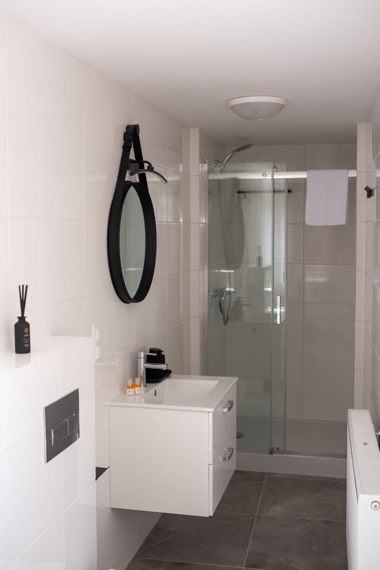Apartamenty Drevny Kocur Poznan Bagian luar foto